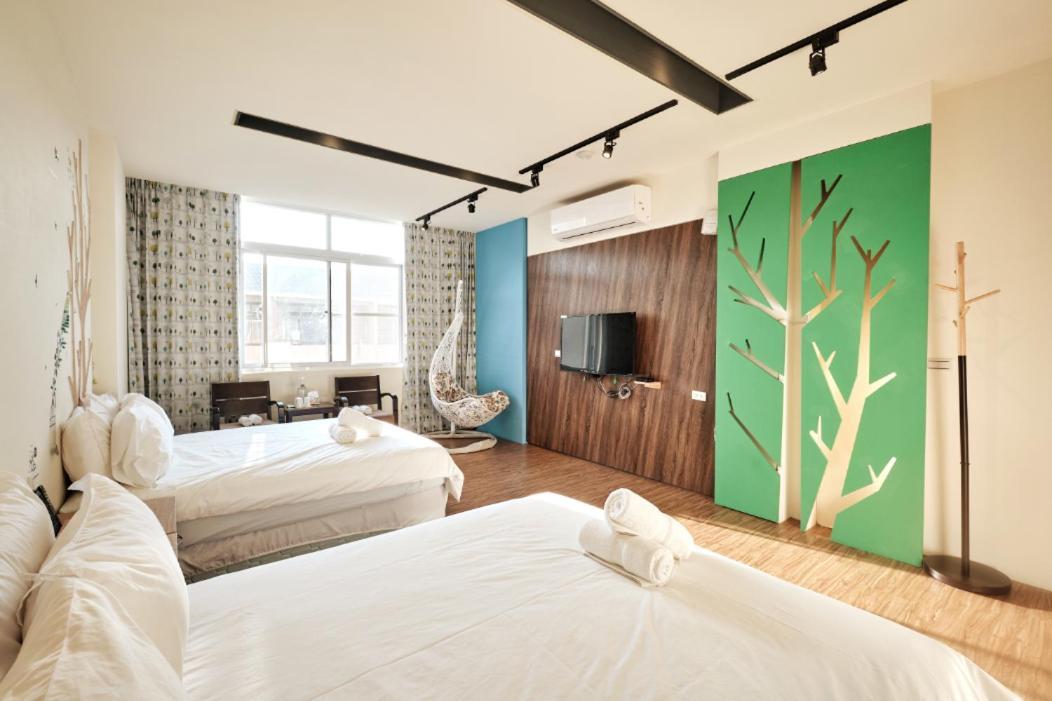 小黑琵416輕旅 Little Happy Hostel Tainan Eksteriør billede